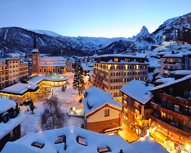 Switzerland: Palace Hotels & Alpine Splendor 1