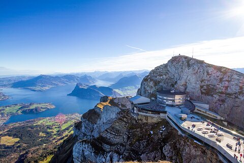 Switzerland: Palace Hotels & Alpine Splendor 7